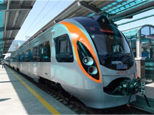 "Укрзализныця" прекратила продажи билетов на поезда "Хюндай"