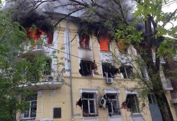 Бойня в Мариуполе началась после отказа милиции применить силу к сторонникам федерализации Бойня в Мариуполе началась после отказа милиции применить силу к сторонникам федерализации