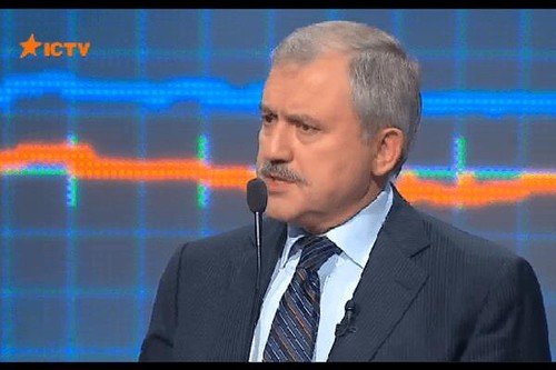 Турецко-татарский дуплет под лай украинских мосек