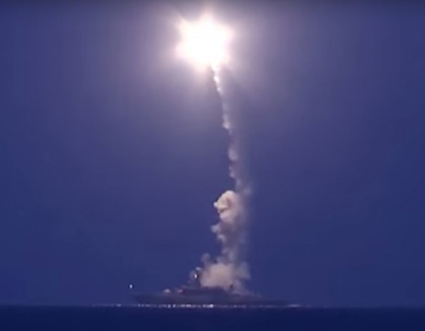 Как Россия одним залпом заставила Пентагон признать мощь Русского Военного Флота Как Россия одним залпом заставила Пентагон признать мощь Русского Военного Флота