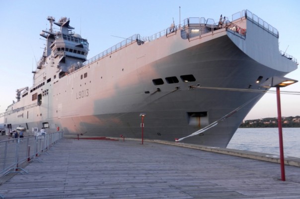 История с "Мистралями" становится водевилем История с "Мистралями" становится водевилем