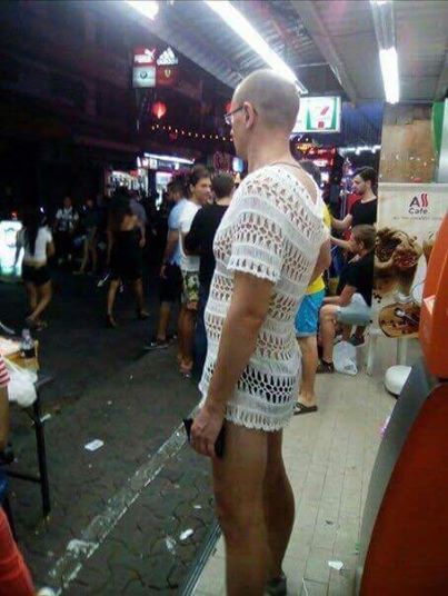 Куля в лоба или куля в зад - Береза жестоко посмеялся над Яценюком в платье