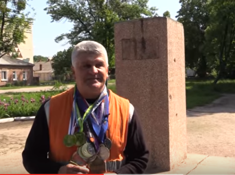 Олимпийский чемпион записал обращение против варварской «декоммунизации» на Украине