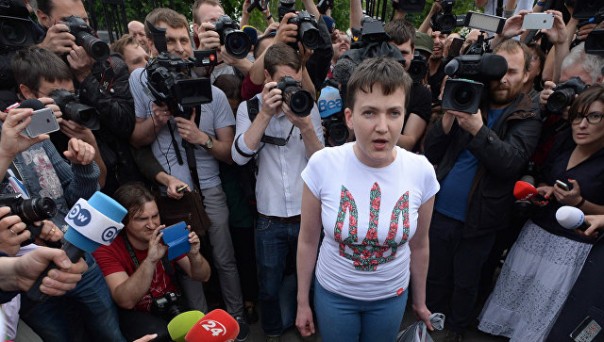Савченко намерена войти в комитет Рады по нацбезопасности и обороне