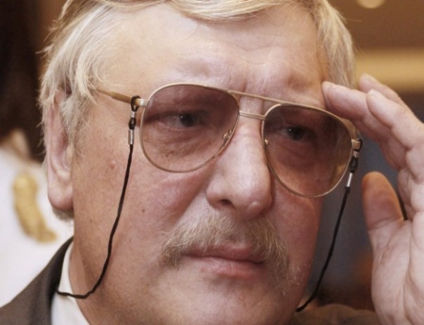 В стране зреет голодный бунт, а в Киеве играют с НАТО в танчики