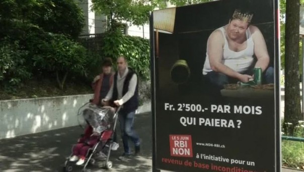 Швейцарцы отказались от ежемесячных 2 500 евро за просто так