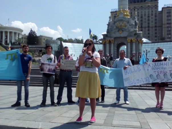 Меджлис опозорился на татарском Майдане в Киеве