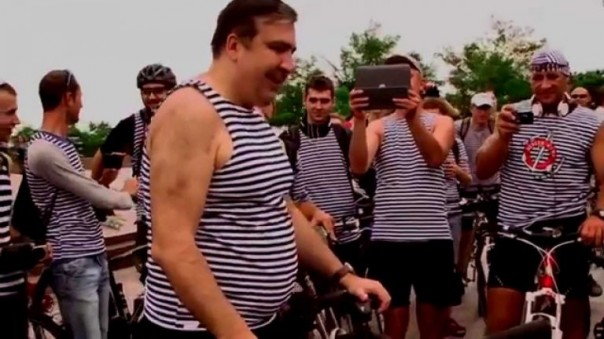 Как на Украине всё быстро меняется: Ислямова назвали “Троянским конём Москвы”, Саакашвили объявили сепаратистом Как на Украине всё быстро меняется: Ислямова назвали “Троянским конём Москвы”, Саакашвили объявили сепаратистом