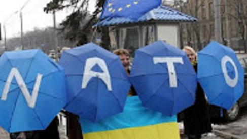Украина и НАТО: история однополой любви