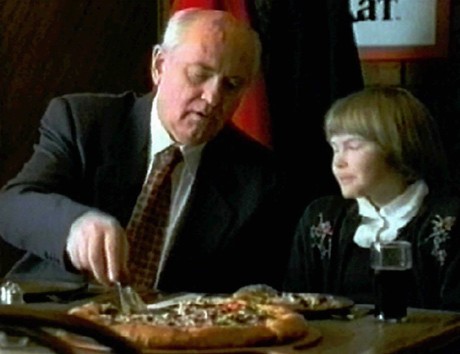 Горбачев подтвердил: США развалили СССР и нацелились на Россию