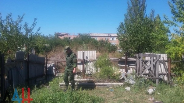 Сводка от МО ДНР 29 августа 2016 года. Ранены четверо мирных жителей, двое военнослужащих ДНР, более 30 домостроений повреждено за сутки обстрелами Сводка от МО ДНР 29 августа 2016 года. Ранены четверо мирных жителей, двое военнослужащих ДНР, более 30 домостроений повреждено за сутки обстрелами