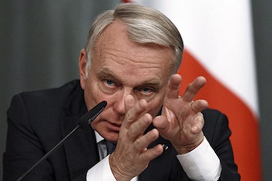 Париж засучил рукава и берется за дело Париж засучил рукава и берется за дело