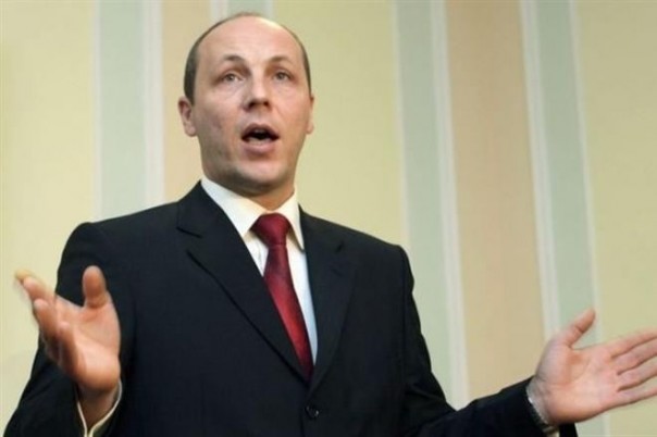 Парубий запретил выступления в Раде на русском языке. Ни один «оппозиционер» не пикнул