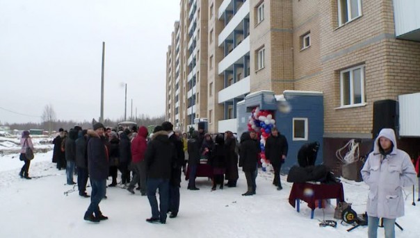 В Архангельске получили долгожданное жилье жители аварийных домов