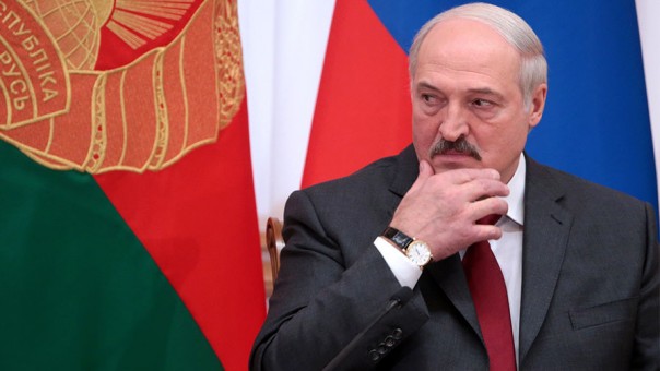 Кто больше платит, с тем и дружу! Кто больше платит, с тем и дружу!