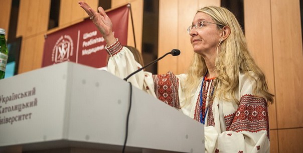 Министр-американка подписала приказ об испытании вакцин на украинцах Министр-американка подписала приказ об испытании вакцин на украинцах