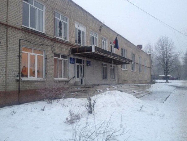 Последствия обстрела Киевского района, Калининского района, рынка в р-не ж/д вокзал Донецка, Горловки в ночь на 3 февраля (Много фото, видео) Последствия обстрела Киевского района, Калининского района, рынка в р-не ж/д вокзал Донецка, Горловки в ночь на 3 февраля (Много фото, видео)