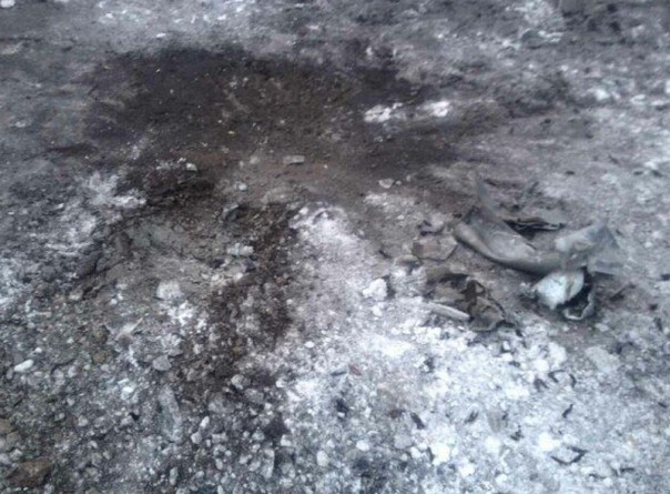 Последствия обстрела Киевского района, Калининского района, рынка в р-не ж/д вокзал Донецка, Горловки в ночь на 3 февраля (Много фото, видео) Последствия обстрела Киевского района, Калининского района, рынка в р-не ж/д вокзал Донецка, Горловки в ночь на 3 февраля (Много фото, видео)