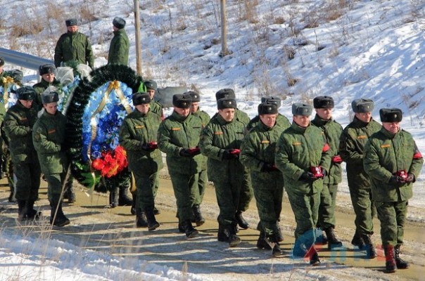 Сводка от НМ ЛНР 8 февраля 2017. Полковник Филипоненко назначен и. о. начальника управления Народной милиции ЛНР Сводка от НМ ЛНР 8 февраля 2017. Полковник Филипоненко назначен и. о. начальника управления Народной милиции ЛНР