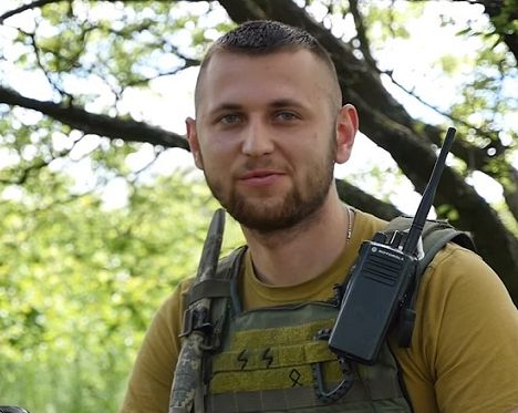 Мать хероя "АТЫ" из Луцка записала видеообращение для своего сына-"эсэсовца" Мать хероя "АТЫ" из Луцка записала видеообращение для своего сына-"эсэсовца"