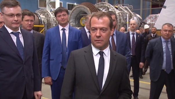 Медведев: налога на бездетность не будет