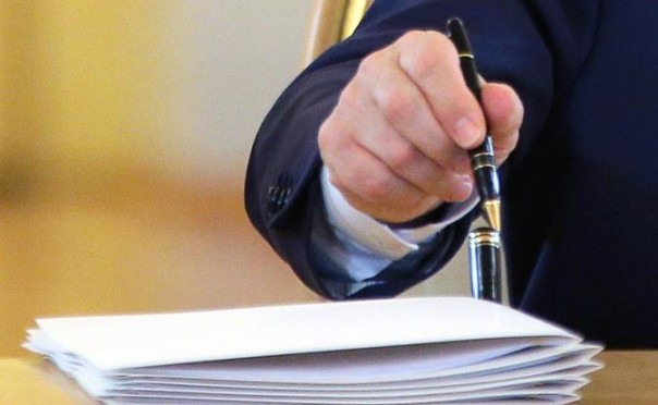 Валентин Катасонов: угроза для России — ее шкурные чиновники Валентин Катасонов: угроза для России — ее шкурные чиновники