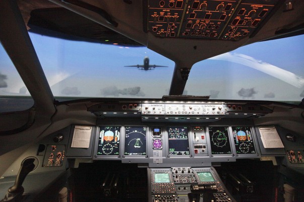 Почему простаивают самолеты Sukhoi SuperJet Почему простаивают самолеты Sukhoi SuperJet