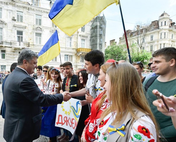 Порошенко за решеткой и прочие «знаки внимания» в Одессе Порошенко за решеткой и прочие «знаки внимания» в Одессе