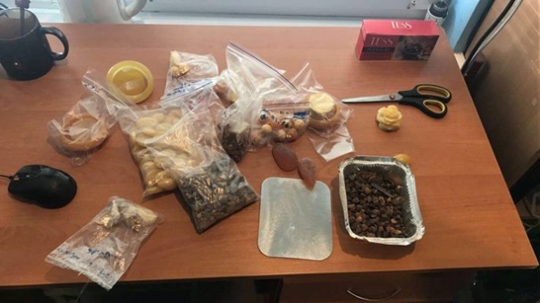 Доколе Киев будет грабить "Янтарную Народную Республику"? На Львовщине задержали контрабанду янтаря в ЕС