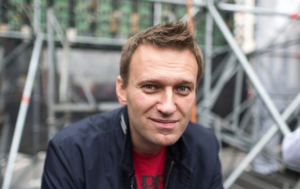 Помогите спасти детей от извращенцев и наркоманов из штаба Навального Помогите спасти детей от извращенцев и наркоманов из штаба Навального