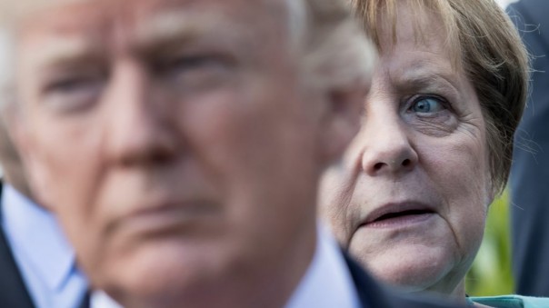 Талант переобуваться в прыжке. Германия спешно стряхивает грязь Майдана Талант переобуваться в прыжке. Германия спешно стряхивает грязь Майдана