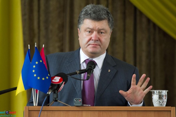 Порошенко вновь назвал Россию стороной конфликта на Украине