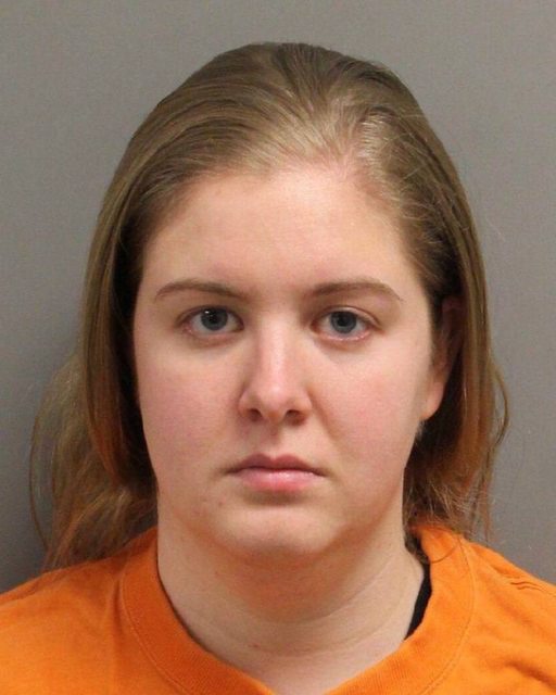 #американскиеучилки. Учительница занялась сексом с 12-летней школьницей, пообещав жениться на ней