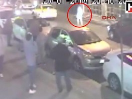 Футболист бросился защищать незнакомую девушку — и его зарезали (видео)