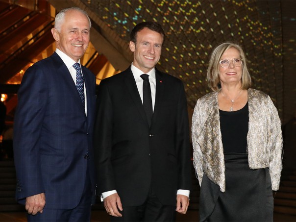 Макрон назвал жену премьер-министра Австралии «вкусной»