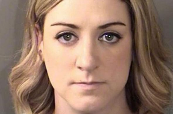 #американскиеучилки. Учительница, которая спала со школьником, будучи беременной, села на 6 лет