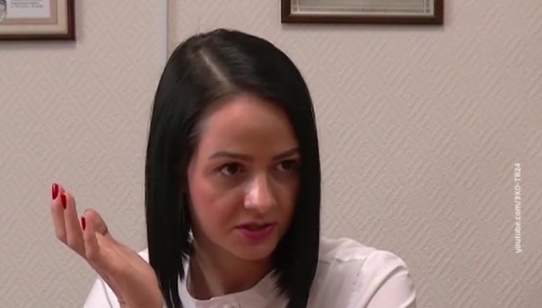 Оскандалившаяся чиновница пожаловалась на "трикопеешную" зарплату