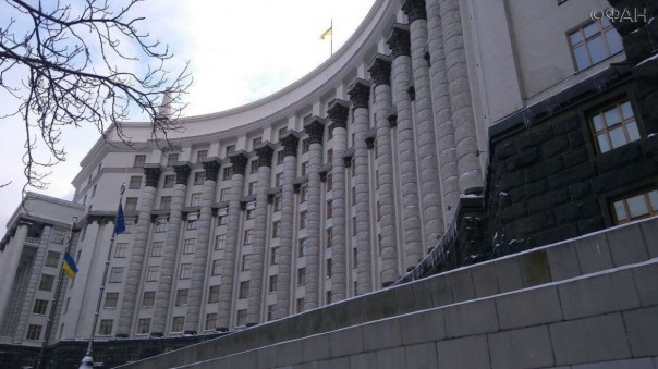 «Дожмем и уничтожим»: эксперт рассказал, что сделали бы США с Украиной на месте России