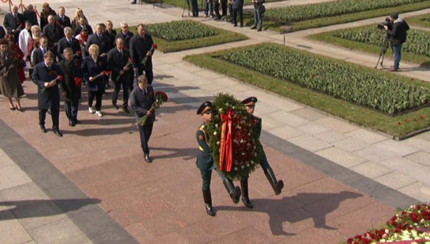 В Петербурге проходят траурные мероприятия в память о погибших в Великой Отечественной войне