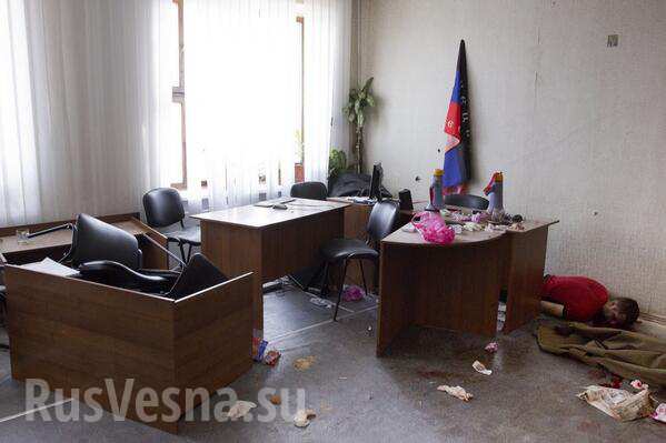 Как нацисты убивали безоружных людей в Торезе Как нацисты убивали безоружных людей в Торезе