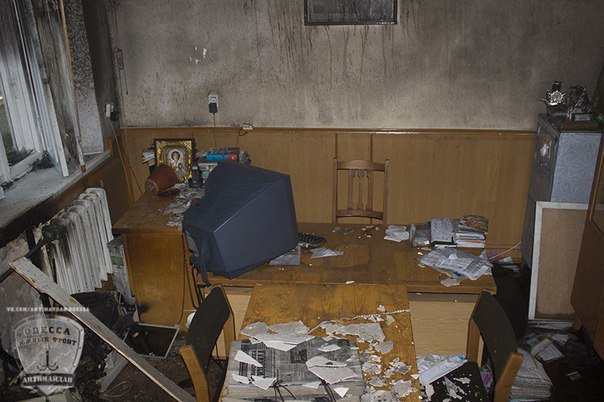 В Одесской области сожгли редакцию газеты и штаб Тимошенко В Одесской области сожгли редакцию газеты и штаб Тимошенко