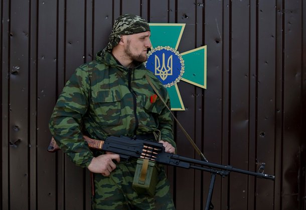 Захваченная ополченцами погранчасть: видео с места событий Захваченная ополченцами погранчасть: видео с места событий