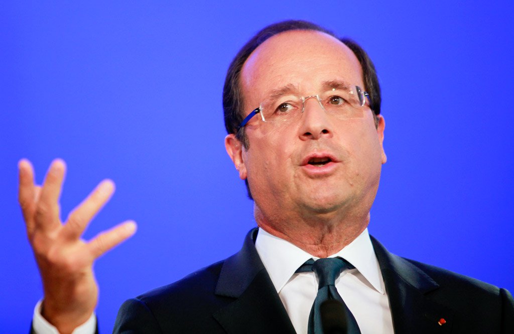 Олланд в парламенте: режим ЧС продлить, конституцию изменить, Сирию бомбить Олланд в парламенте: режим ЧС продлить, конституцию изменить, Сирию бомбить