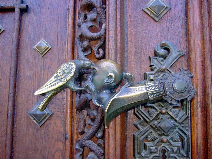 Bang-bang будет раздаваться над Украиной ещё долго. Bang-bang будет раздаваться над Украиной ещё долго.