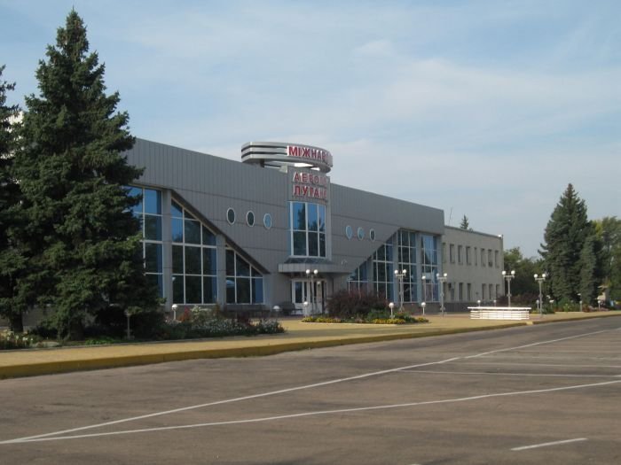 ЛНР: сильный взрыв произошел ночью в районе луганского аэропорта