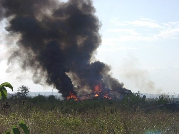 Вслед за БТР вертолет Украины ворвался в РФ и был сбит . Вслед за БТР вертолет Украины ворвался в РФ и был сбит .