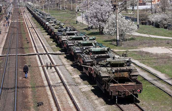 Передача Украине военной техники из Крыма приостановлена Передача Украине военной техники из Крыма приостановлена