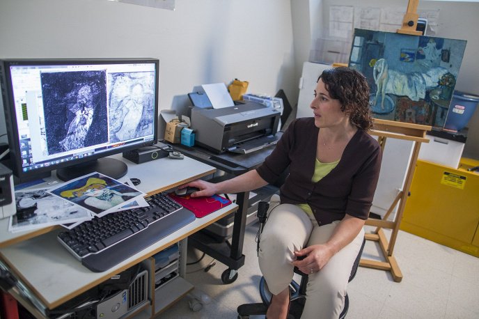 В США на холсте под "Синей комнатой" Пикассо обнаружен портрет неизвестного мужчины В США на холсте под "Синей комнатой" Пикассо обнаружен портрет неизвестного мужчины