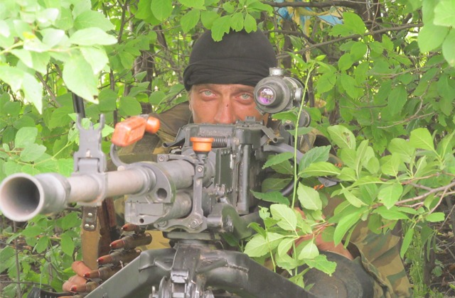 Славянск. Семеновка. Побоище. Дневник личного корреспондента полевого командира Моторолы Славянск. Семеновка. Побоище. Дневник личного корреспондента полевого командира Моторолы