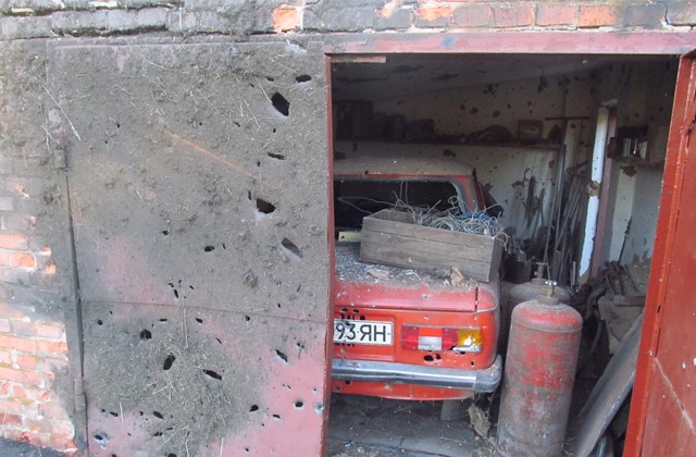 Славянск. Семеновка. Побоище. Дневник личного корреспондента полевого командира Моторолы Славянск. Семеновка. Побоище. Дневник личного корреспондента полевого командира Моторолы